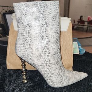 Elegant Snakeskin Ankle Boots